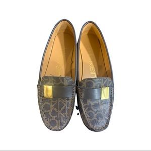 Only worn a handful of times so in really good condition still.